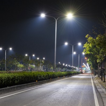 100瓦 LED 路燈, 嘉義市 - 全市換裝LED路燈(高鐵大道)